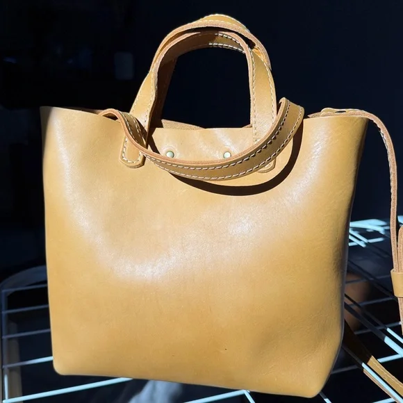 Portland Leather mini Crossbody, sunflower yellow - Picture 5 of 8